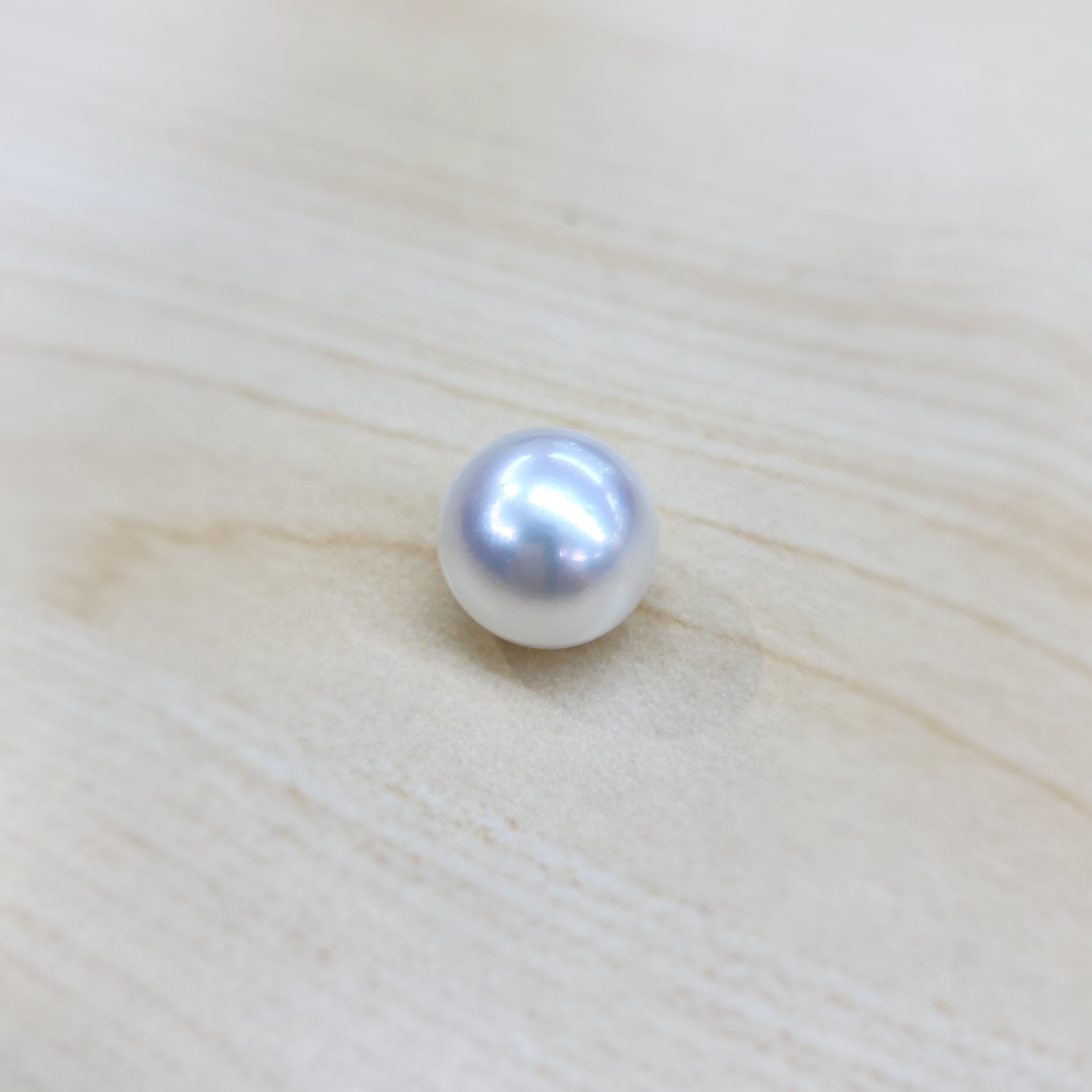 South Sea Pearl 13.2mm x 13.6mm