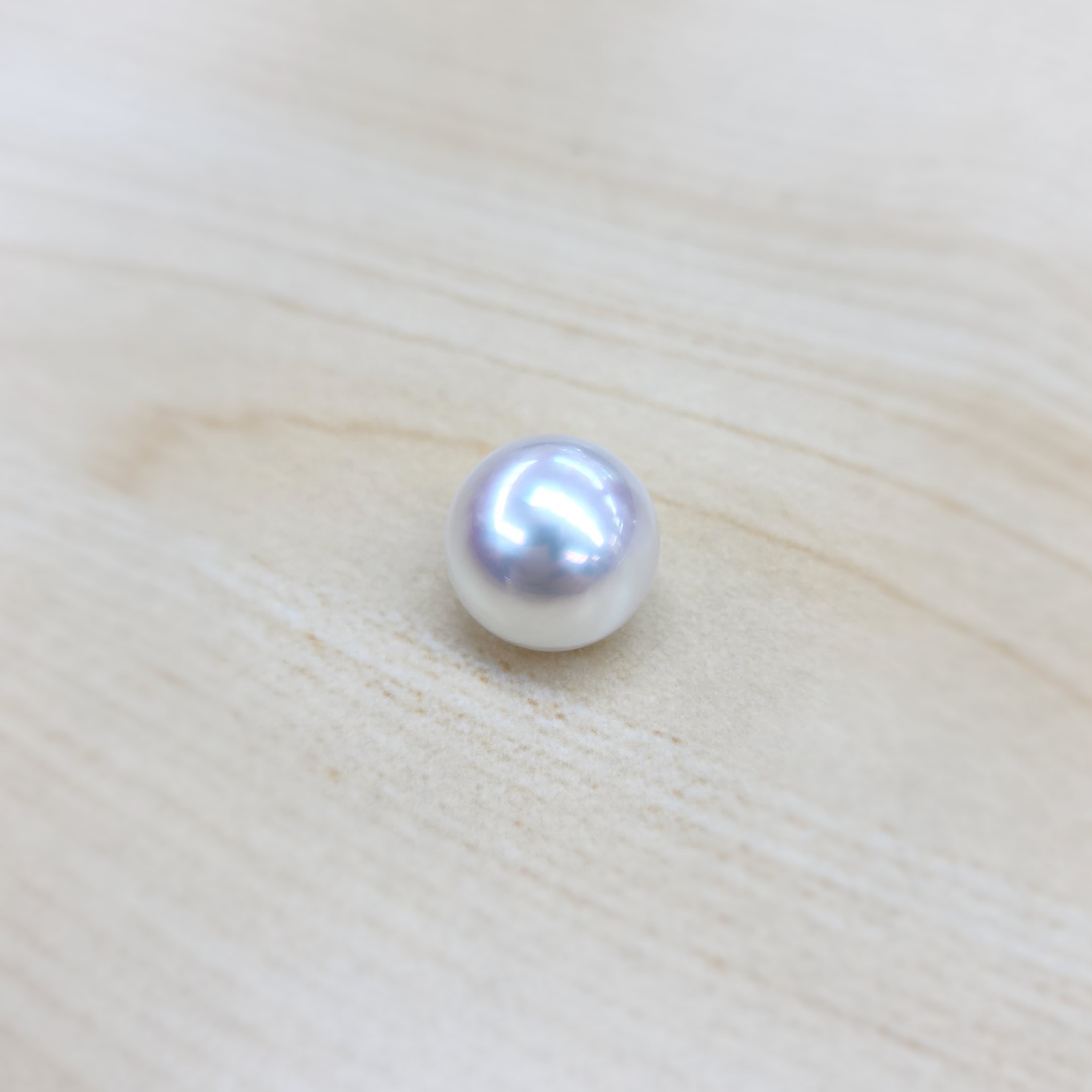 South Sea Pearl 13.3mm x 13.6mm