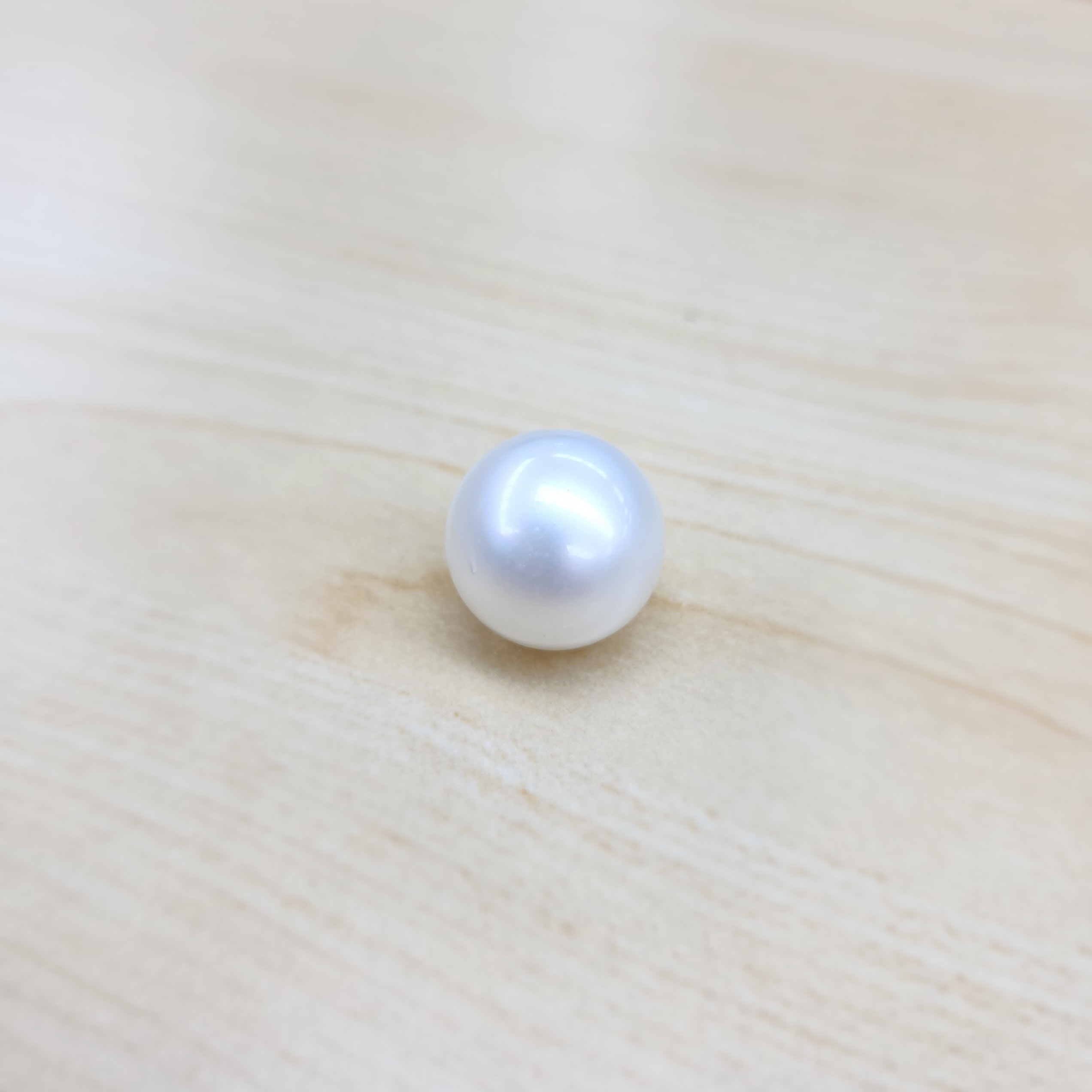 South Sea Pearl 16.1 mm x 16.5 mm