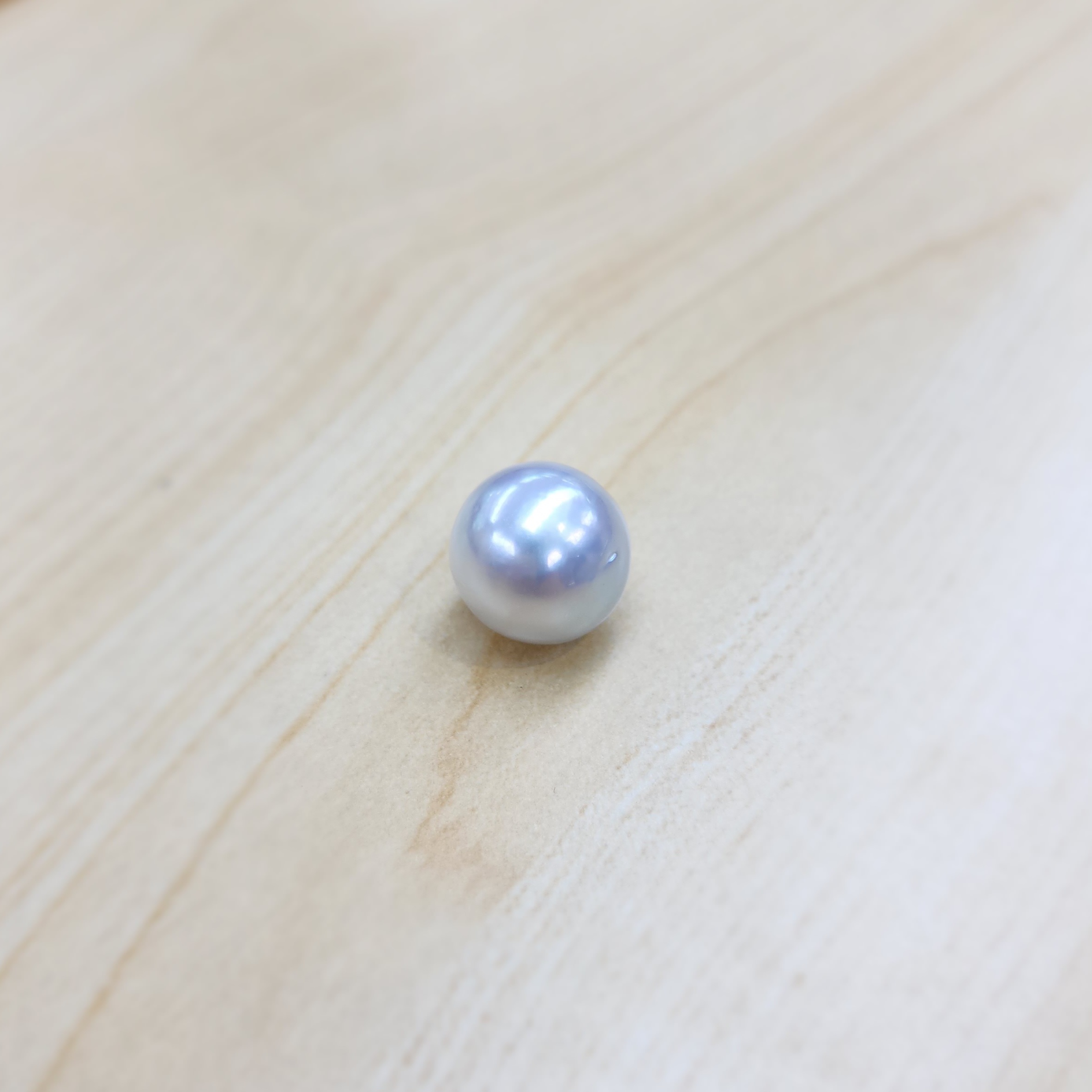 South Sea Pearl 13.9mm x 14.2mm