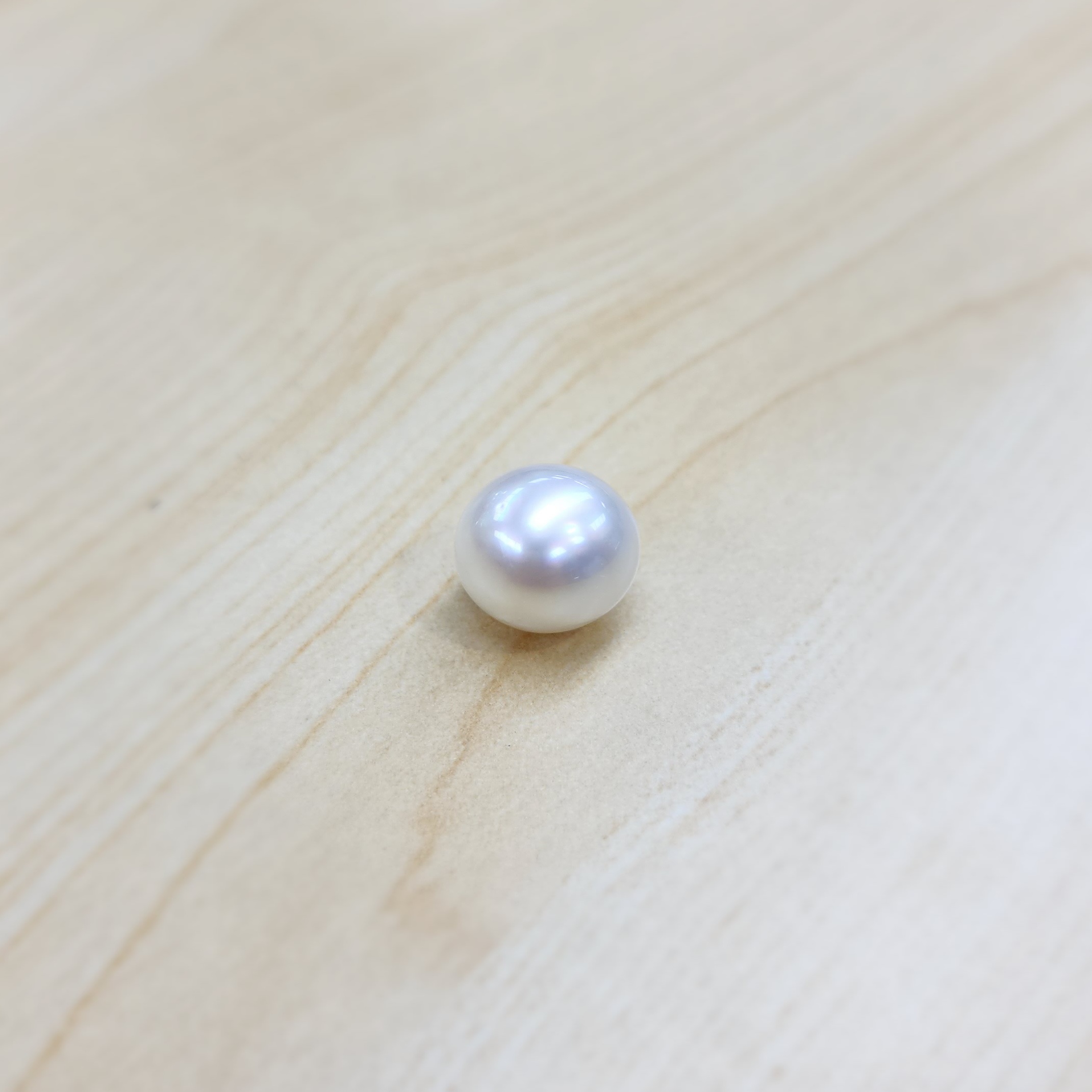 South Sea Pearl 13.1mm x 14.4mm