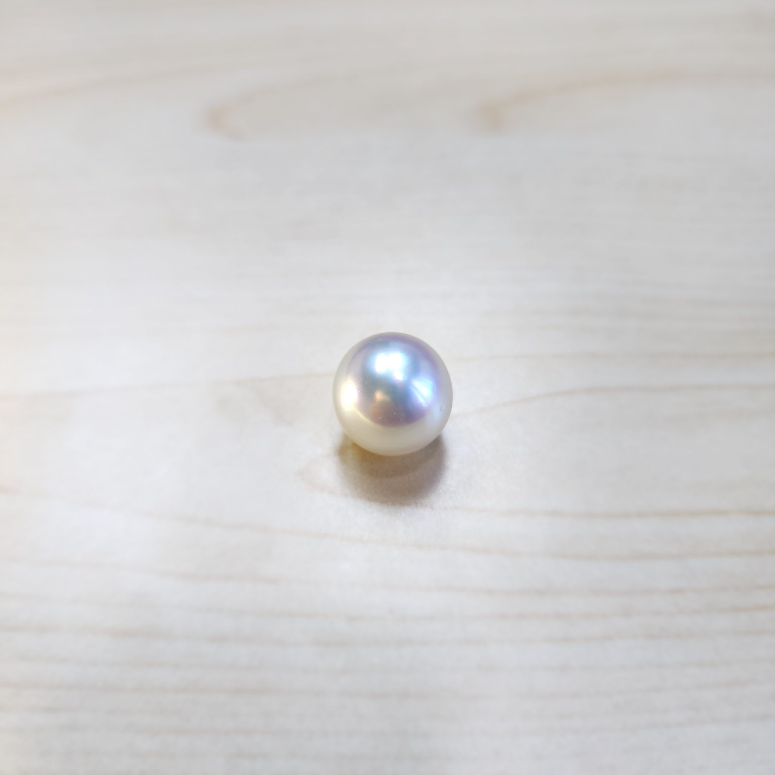 South Sea Pearl 13.2 mm x 13.6 mm