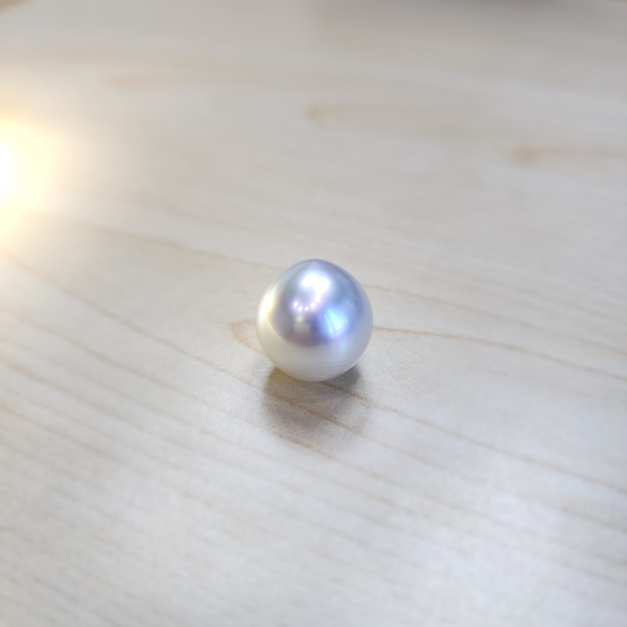 South Sea Pearl 13.7 mm x 14.3 mm