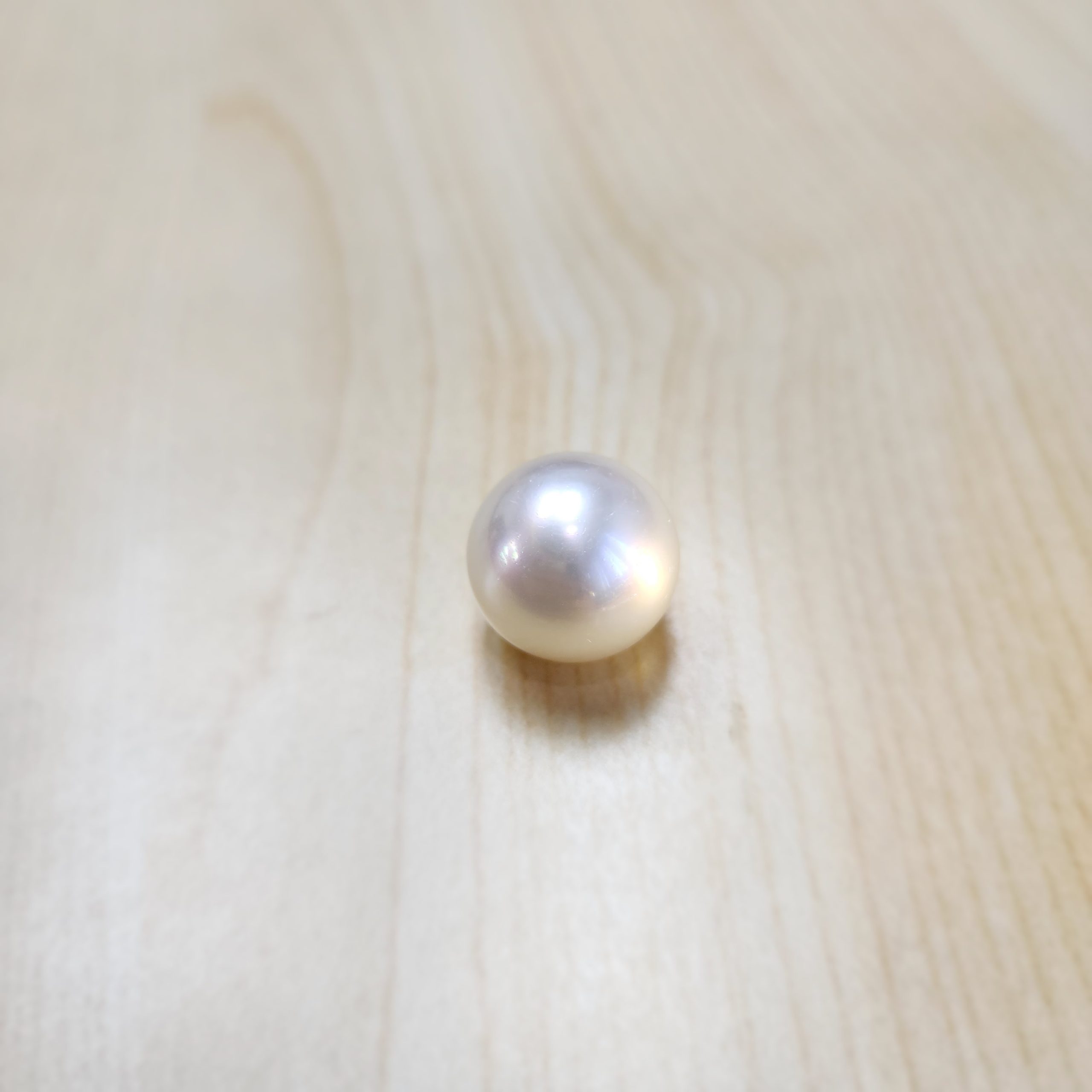 South Sea Pearl 15.7 mm x 16.2 mm